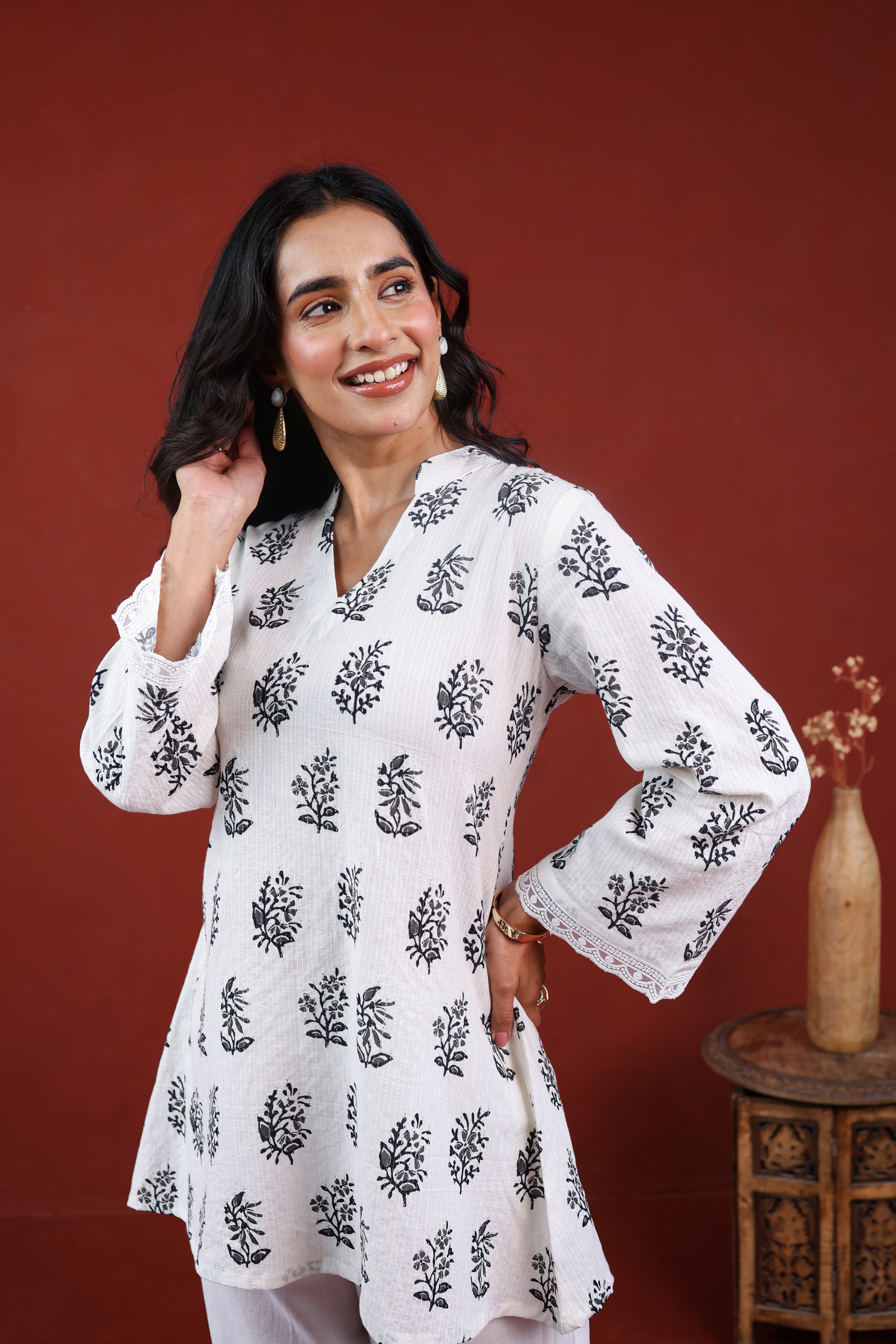 Katha Noor Kurti Set